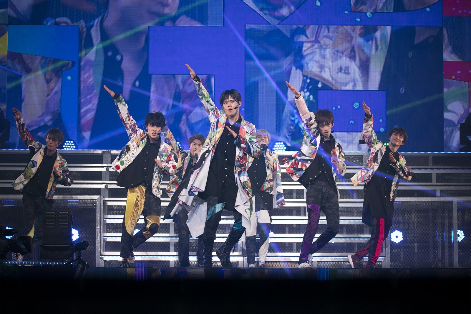 超特急／日本武道館公演より（写真提供：スターダストレコーズ）