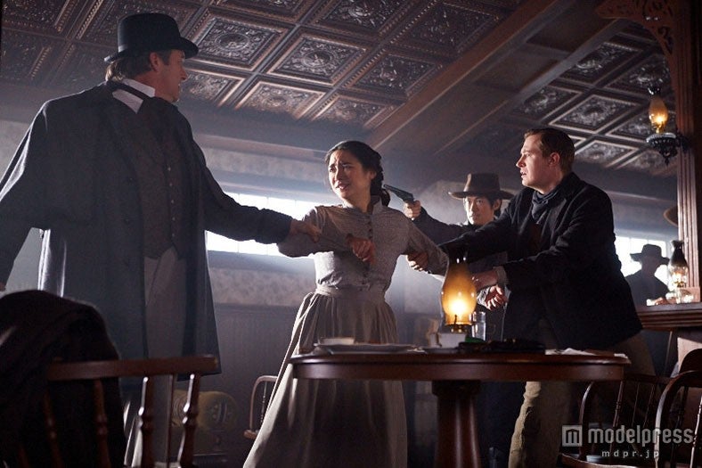 「The Pinkertons」のワンシーン