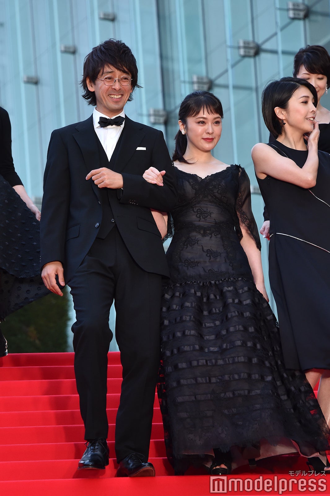 滝藤賢一、貫地谷しほり（C）モデルプレス