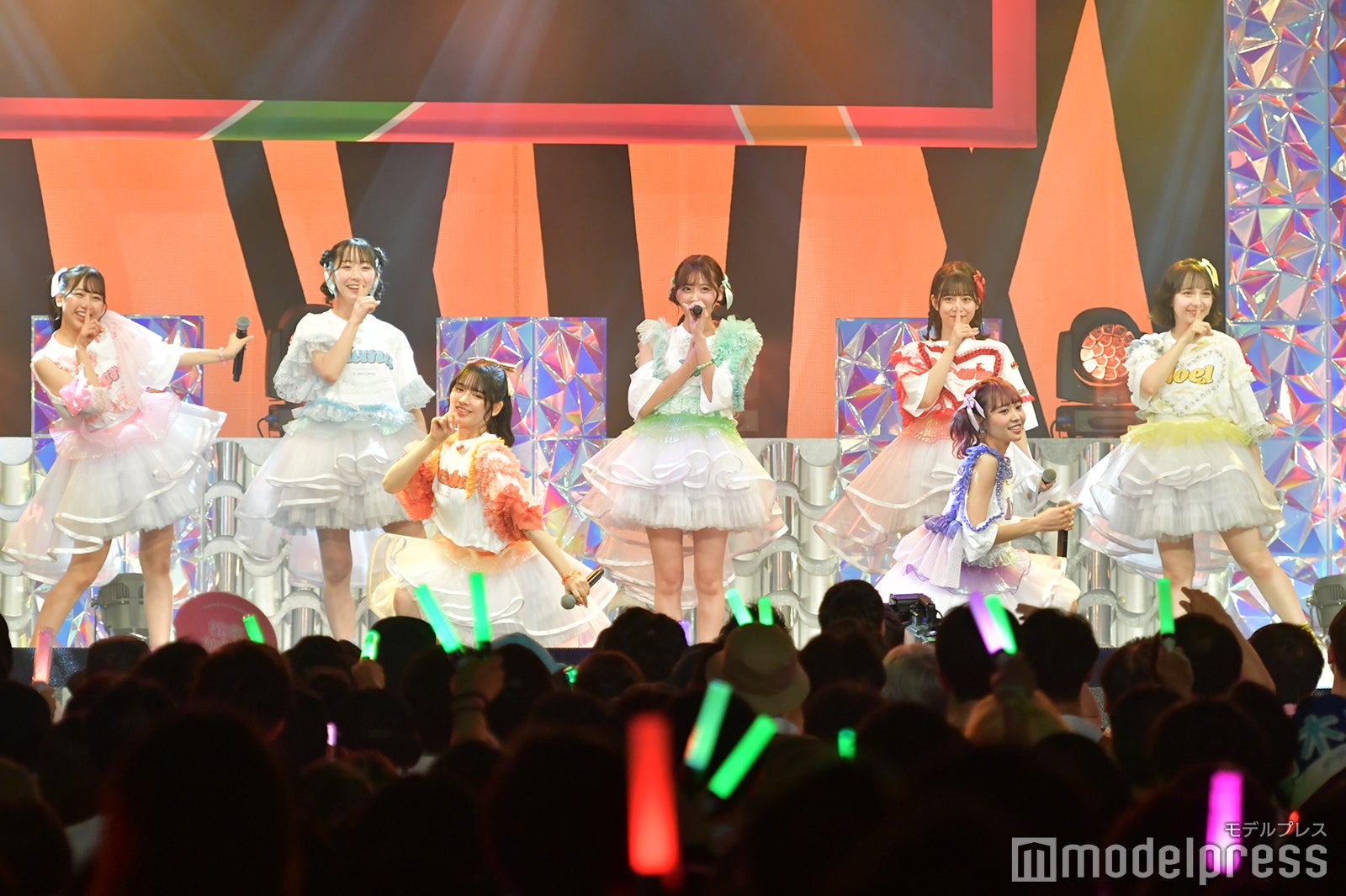 FRUITS ZIPPER（C）モデルプレス