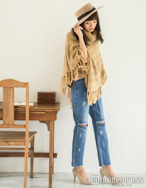 クラッシュ加工デニム「Re:EDIT by GALSTAR」ブルー2,998円(税込)/画像提供:Re:EDIT by GALSTAR