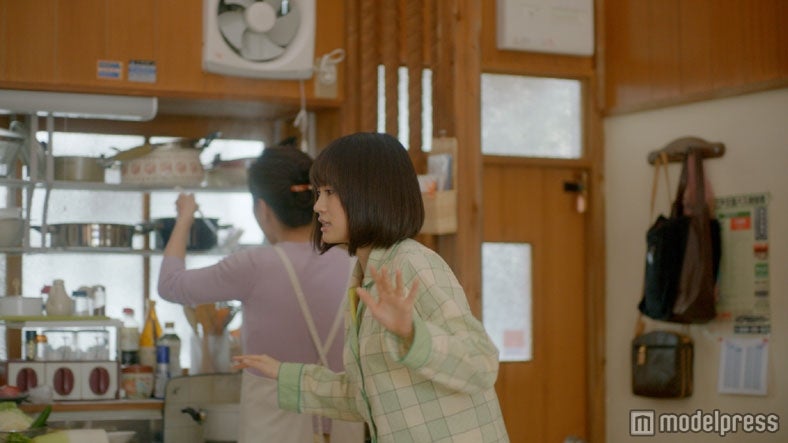 AKB48前田敦子／「のっけるふりかけ」シリーズ新CMより