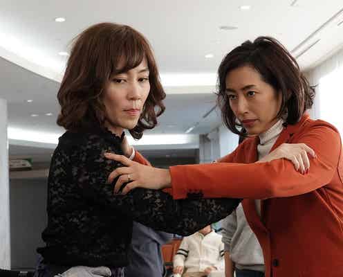 木村佳乃、木村多江と「ビンタから取っ組み合い」バトル勃発 “キーパーソン”葉山奨之も登場<後妻業>