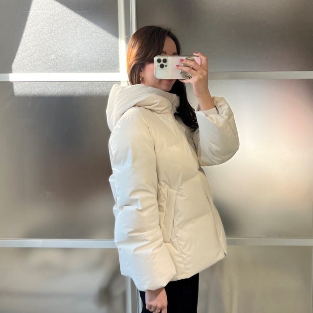 ユニクロ　ダウン　横　着用
