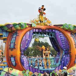 東京ディズニーランドのハロウィーンパレードの様子／（C）Disney 