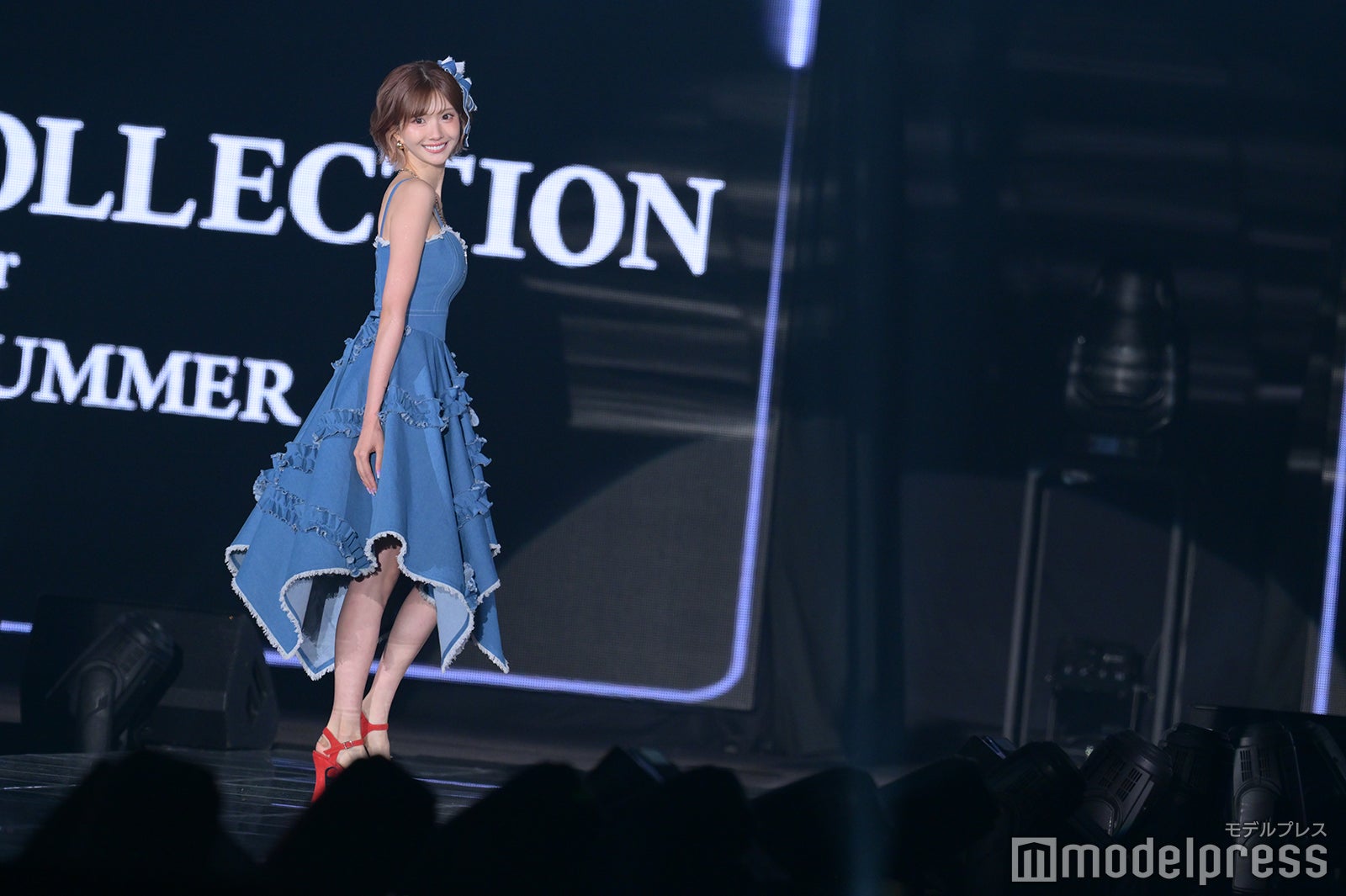 （C）モデルプレス