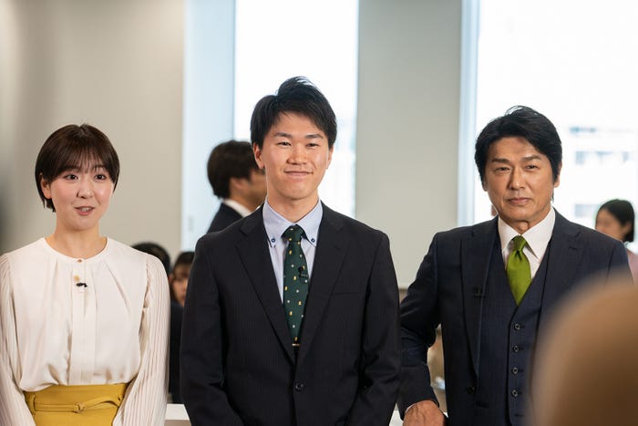 大石紗椰アナ、中村想人アナ、高橋克典「素晴らしき哉、先生!」(C)ABCテレビ