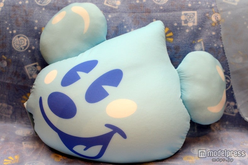 クッション　￥2200