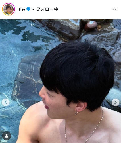 V公式Instagramより