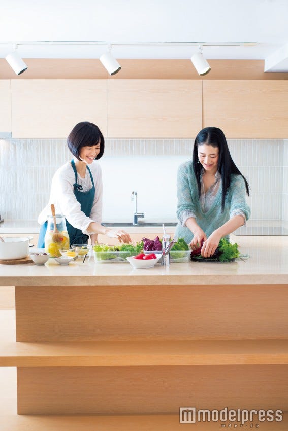 『小雪 美の養生訓』(小学館、2016年4月7日発売)より