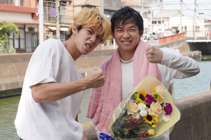 賀来賢人、太賀(C)日本テレビ