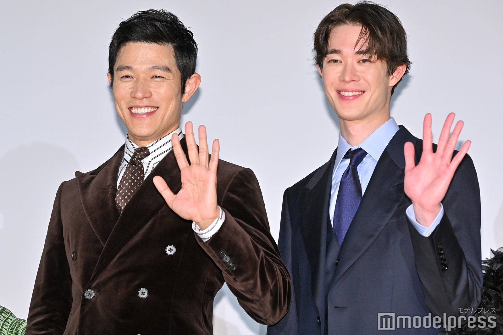 イム・シワン、鈴木亮平＆宮沢氷魚との豪華3ショット公開「最高の組み合わせ」「夢みたい」と反響続々