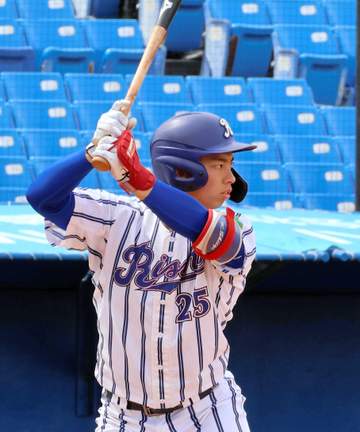 立正大・椎木 1部リーグ1号 父は元中日、ロッテの捕手・匠氏「思い切って楽しく」金言胸に「4割を打てる選手」目指す