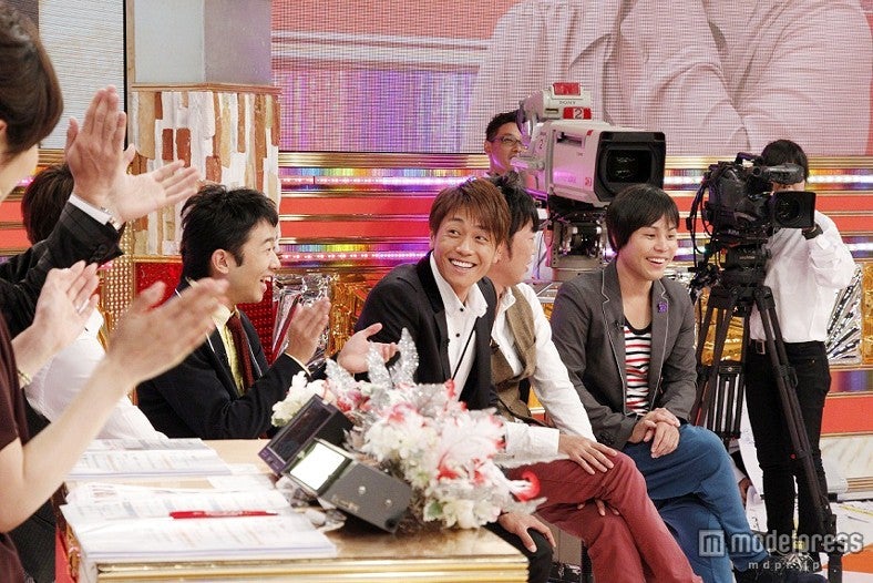 バラエティ特番「奥さま100!!」に出演する独身男性芸能人／画像提供：関西テレビ