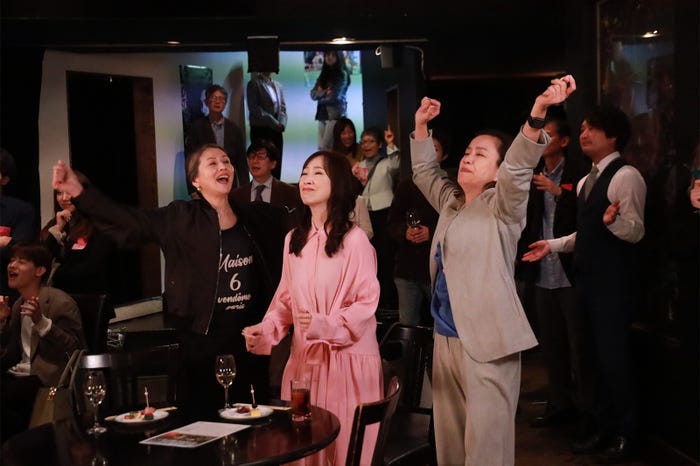 小泉今日子、森口博子、渡辺真起子「続・続・最後から二番目の恋」第8話(C)フジテレビ