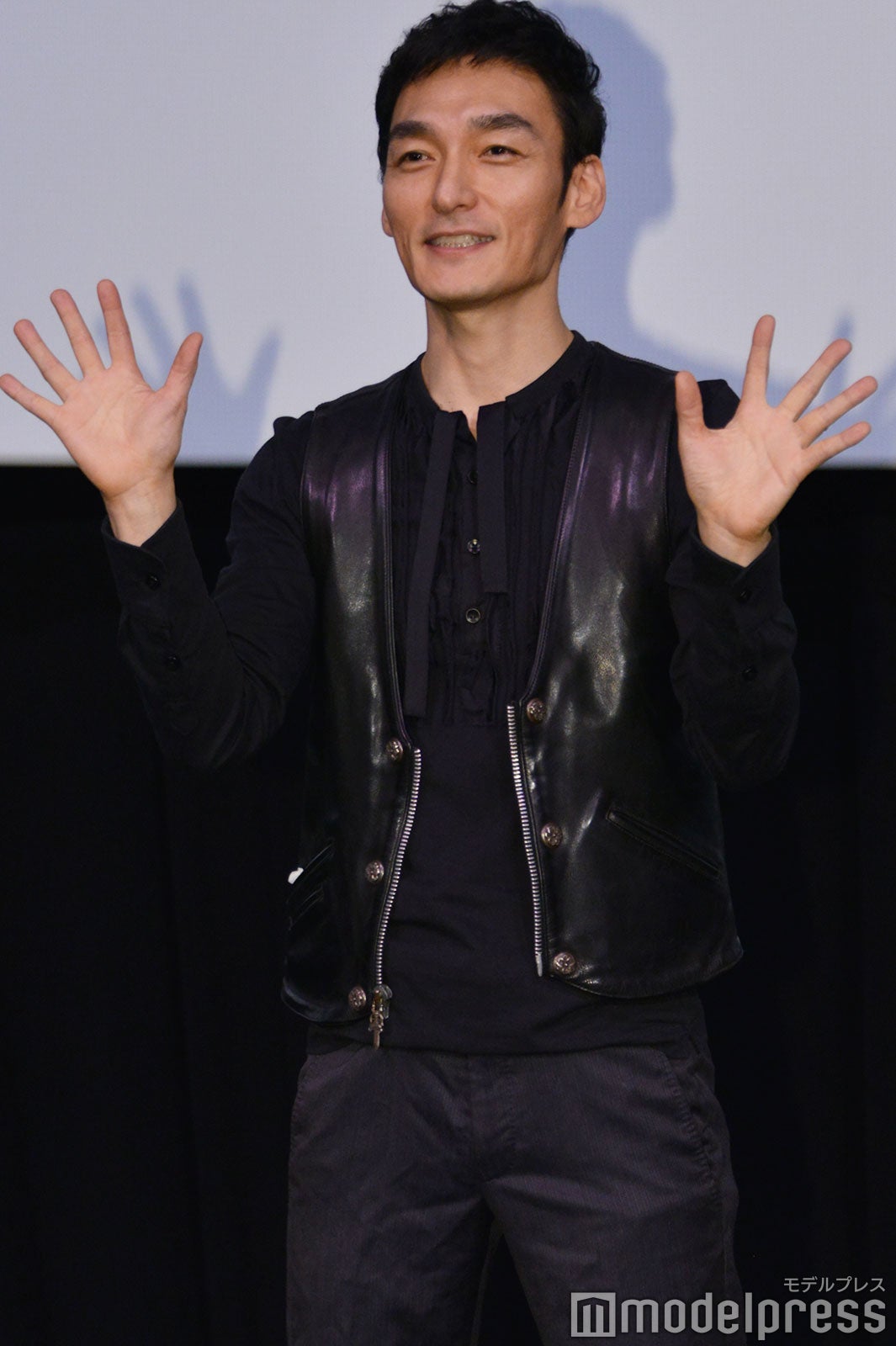 草なぎ剛（C）モデルプレス