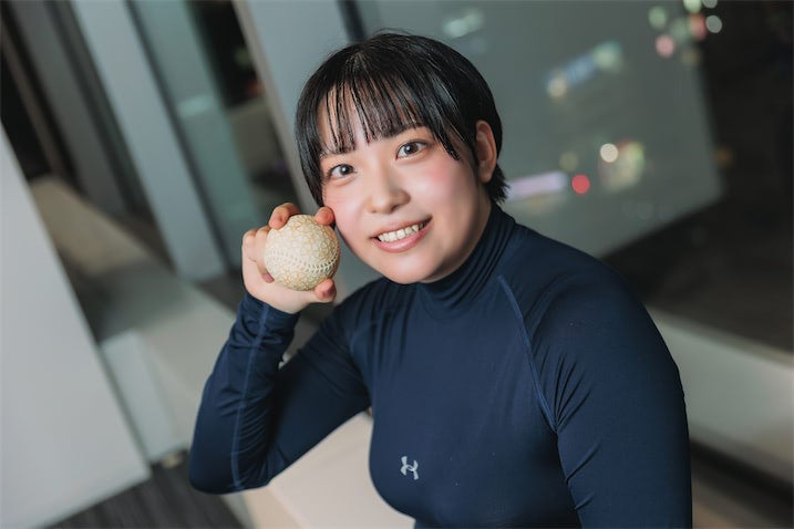 “捕手グラドル”暫、グラビアの武器は野球仕込みの下半身「太ももを褒めてもらえる」