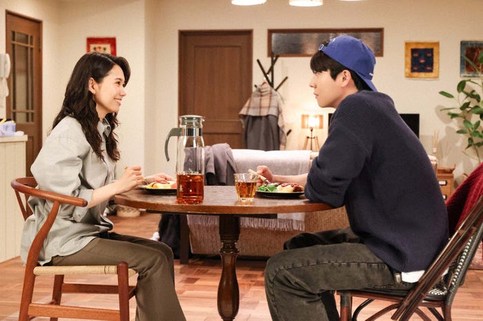 二階堂ふみ、チェ・ジョンヒョプ「Eye Love You」第8話より(C)TBS