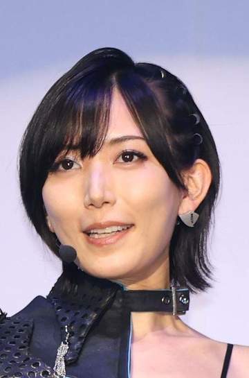別人！凄い姿 「プレバト」絶対女王の168cm美人タレント→まさかの特撮会見に現れ騒然 衝撃の格好「超タイプ」「本人だった」「絵上手い方ですよね！？」光宗薫に驚き