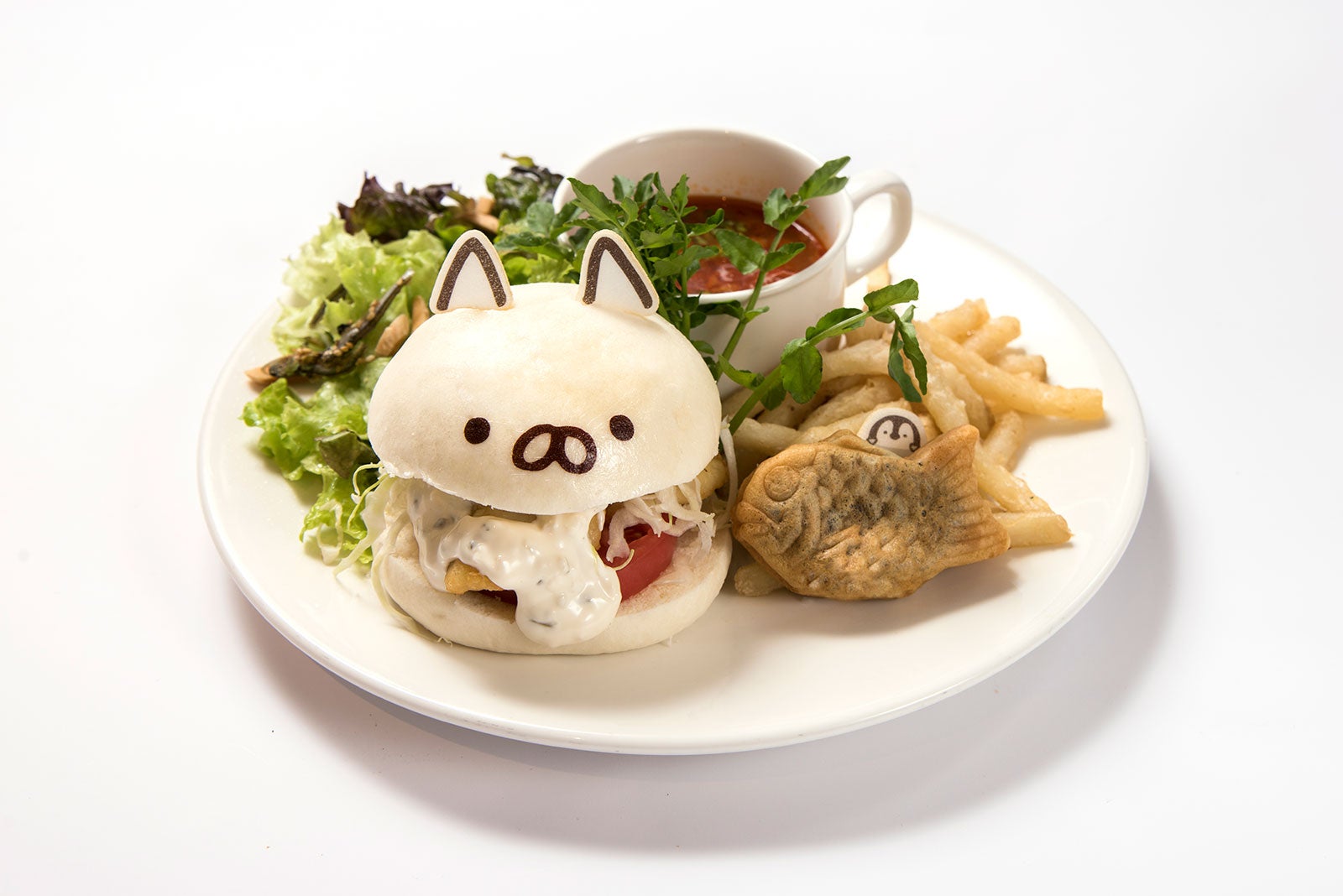 ねこくんのフィッシュバーガープレート
1,590円（税抜） （C）もじじ／LINE