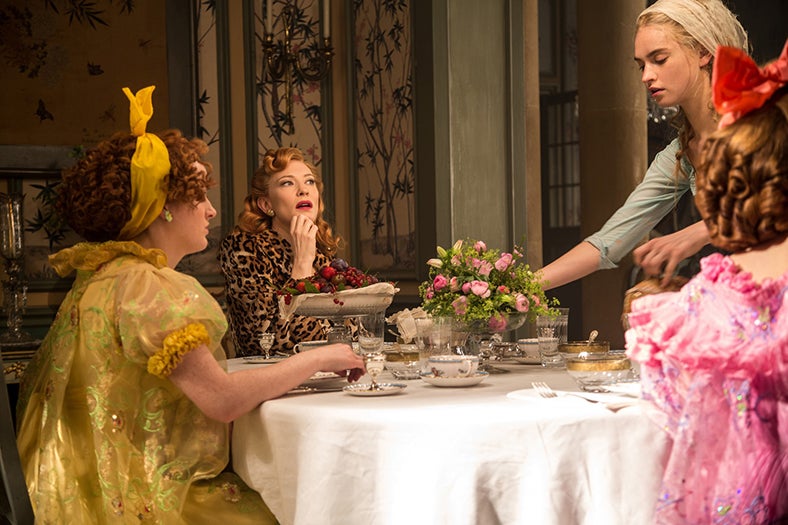 『シンデレラ』のワンシーン（C）2015 Disney