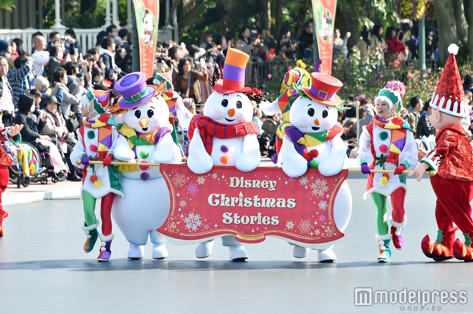パレード「ディズニー・クリスマス・ストーリーズ」（C）モデルプレス