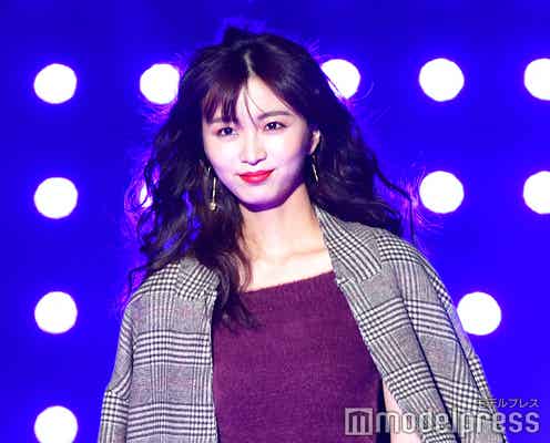 岡崎紗絵、スラリ美脚に釘付け 圧巻オーラでランウェイ<TGC2018A/W>