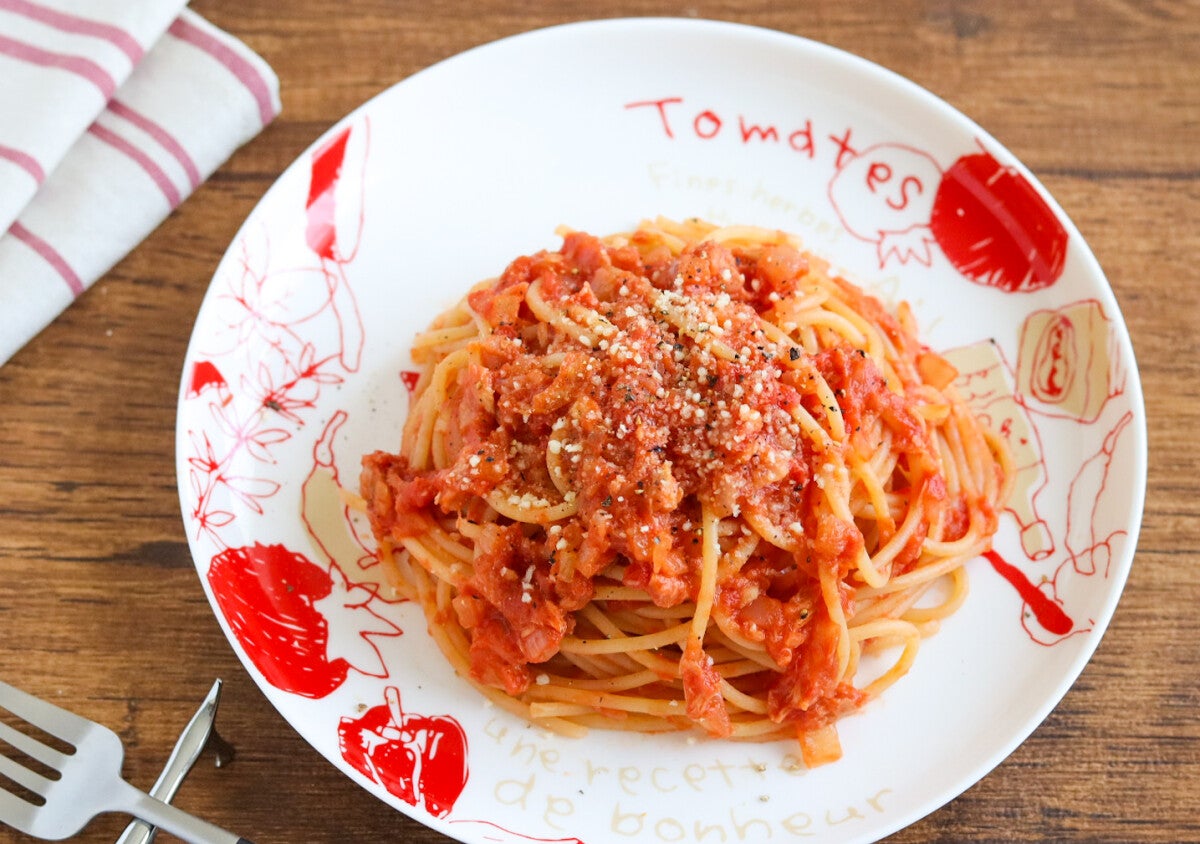 家にあるもので速攻作れるのに絶品すぎる…コウケンテツさんの超簡単「ツナトマトパスタ」を再現