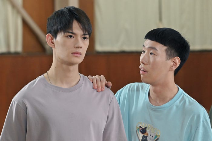 (左から)佐野勇斗、坂口涼太郎/「テッパチ!」第3話より(C)フジテレビ