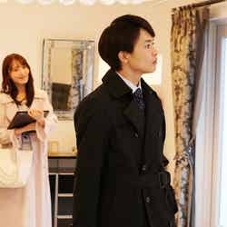 草川拓弥「ビジネス婚－好きになったら離婚します－」第1話より（C）「ビジネス婚」製作委員会・MBS