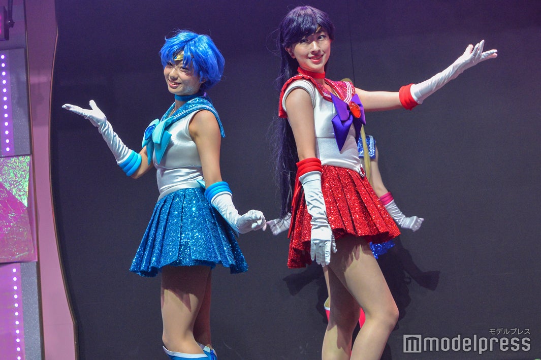 ショーの様子（C）モデルプレス