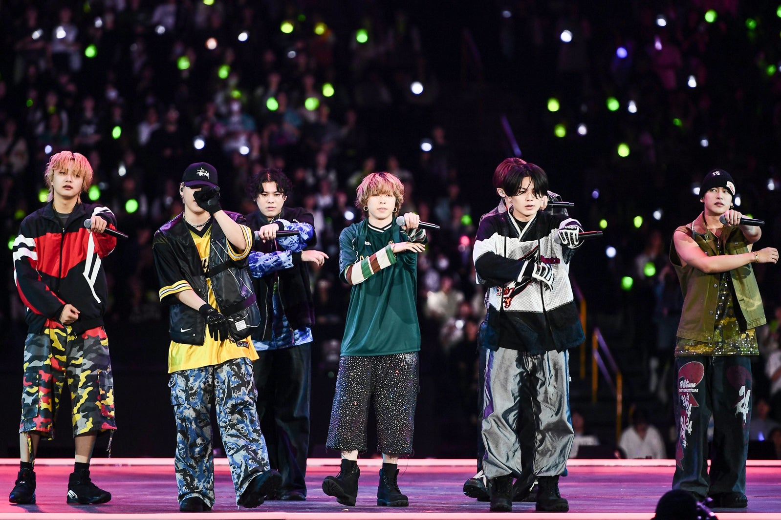 K-POP・アジア befirst J-pop group Be:First accused of riding K-Pop band's ATEEZ's