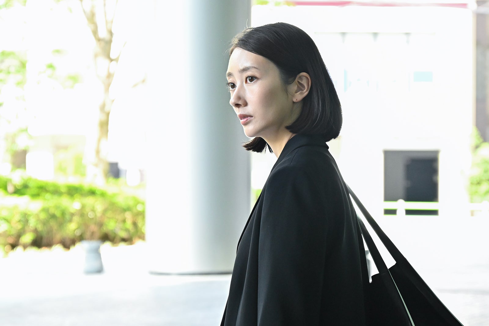 波瑠「フェイクマミー」（C）TBS