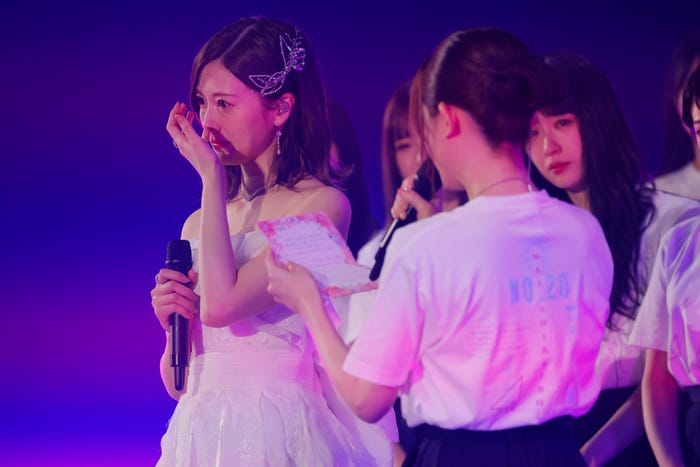 白石麻衣、松村沙友理/乃木坂46白石麻衣卒業コンサート「乃木坂46 NOGIZAKA46 Mai Shiraishi Graduation Concert ~Always beside you~」(提供写真)