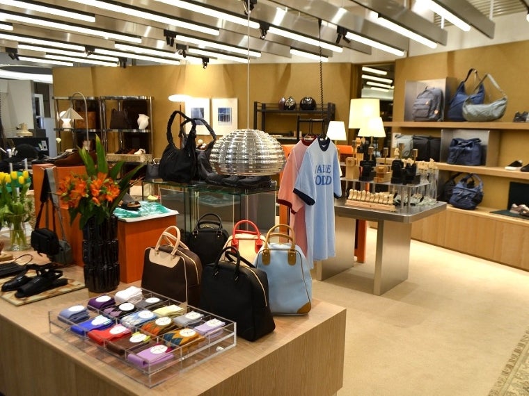 阪急メンズ大阪 1階に「メンズアクセサリーワールド」構築