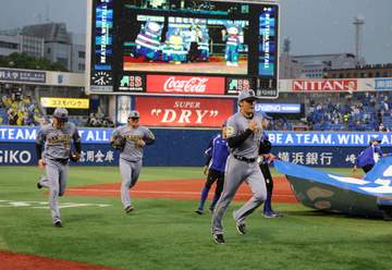 DeNA-阪神 試合開始30分遅延 球場周辺は豪雨に雷鳴も DeNAは竹田、阪神は今朝丸が先発予定