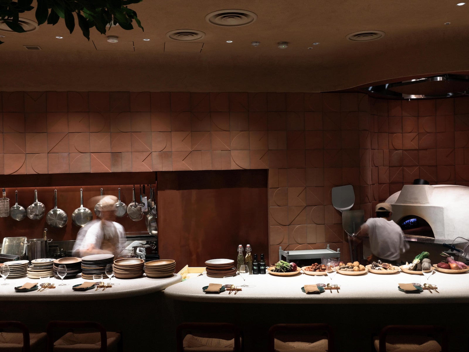 日本初上陸ピザ屋「Pizza 4P's」麻布台ヒルズに、日本オリジナルピザや自家製チーズのカプレーゼ提供