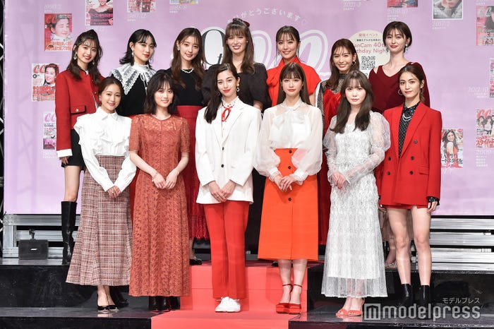 (前列左より)まい、山下美月、中条あやみ、生見愛瑠、加藤史帆、楓(後列左より)小室安未、佐々木莉佳子、宮本茉由、トラウデン直美、石川恋、ほのか、菜波(C)モデルプレス