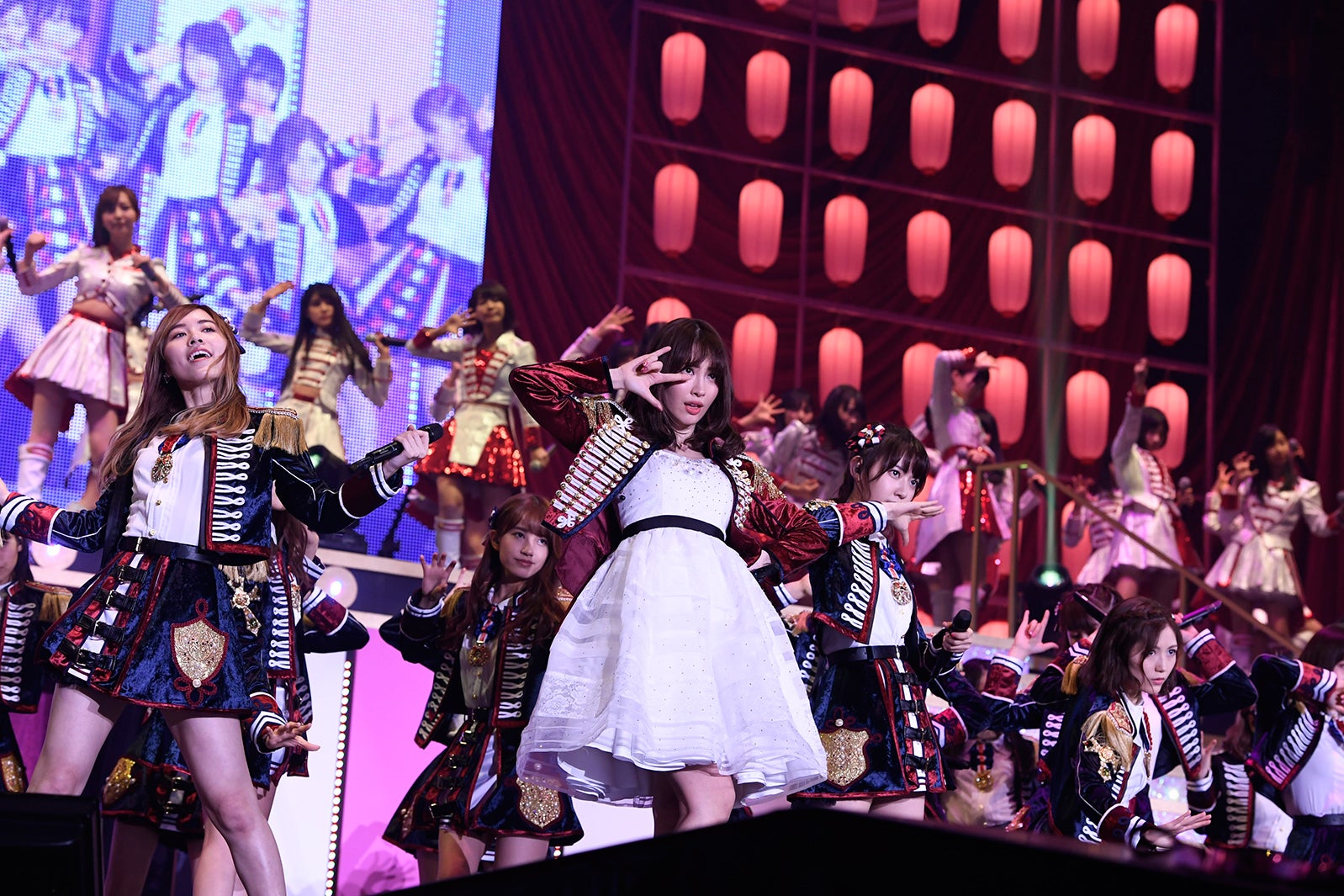 「こじまつり～小嶋陽菜感謝祭～」（C）AKS