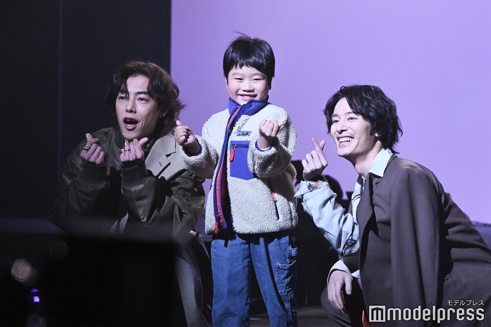 「未来のムスコ」塩野瑛久＆吉村界人、“サプライズキャスト”と登場で手繋ぎランウェイ 会場からは歓声【TBS AKASAKA COLLECTION】