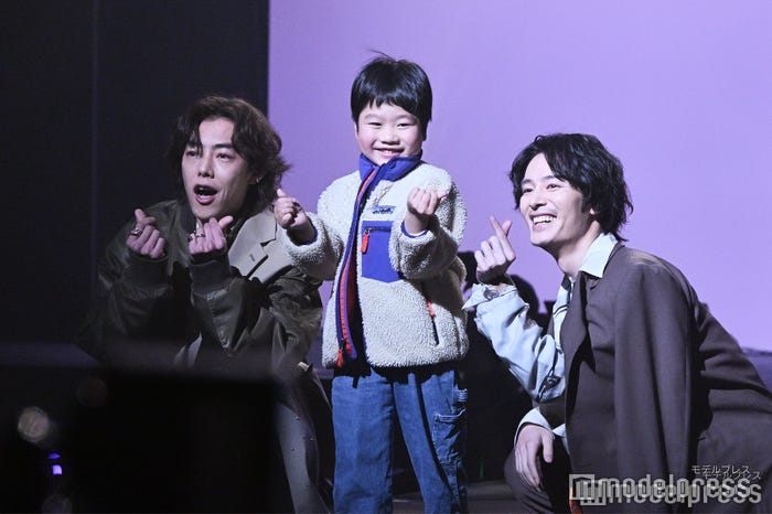 (左から)吉村界人、天野優、塩野瑛久(C)モデルプレス