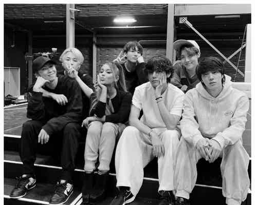 BTS&アリアナ・グランデ、集合ショットが話題沸騰 なぜかSUGAは不在