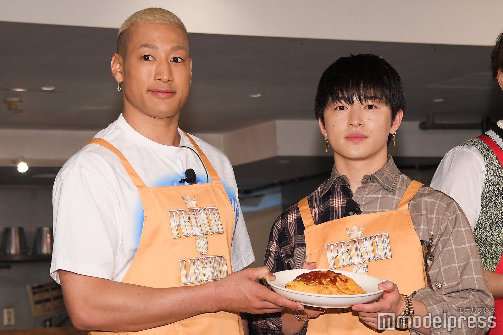 関口メンディー、佐野玲於（C）モデルプレス