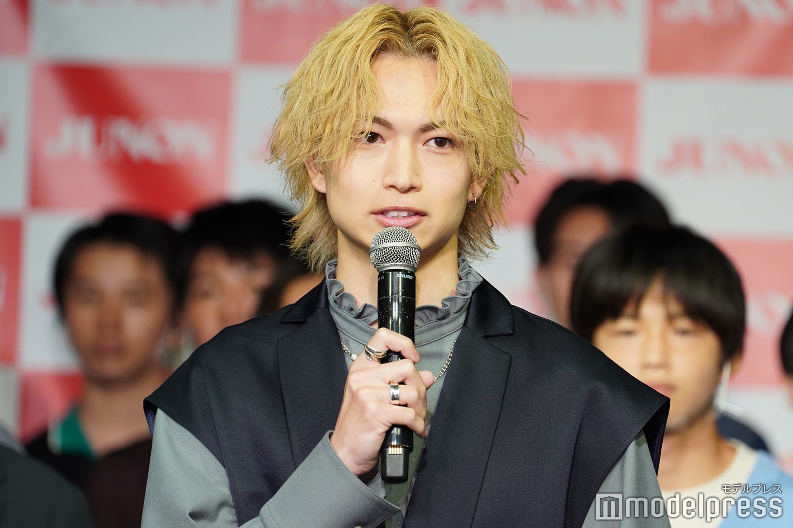 綱啓永 （C）モデルプレス
