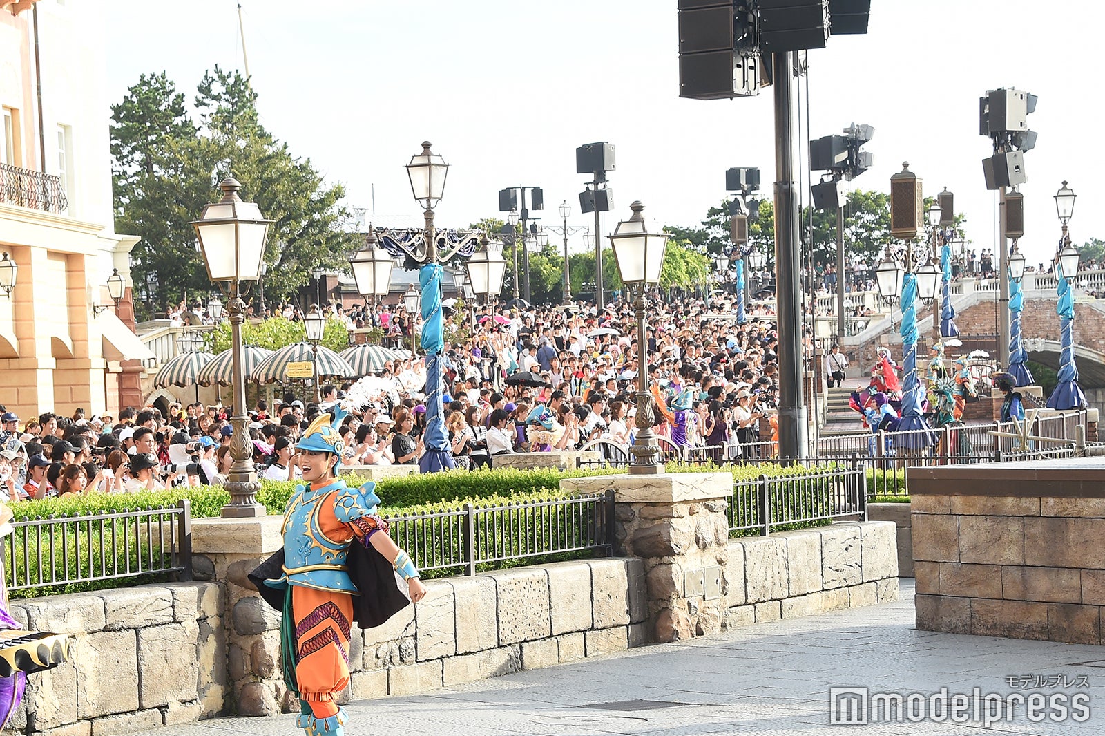 ゲストの様子／「フェスティバル・オブ・ミスティーク」（C）モデルプレス（C）Disney