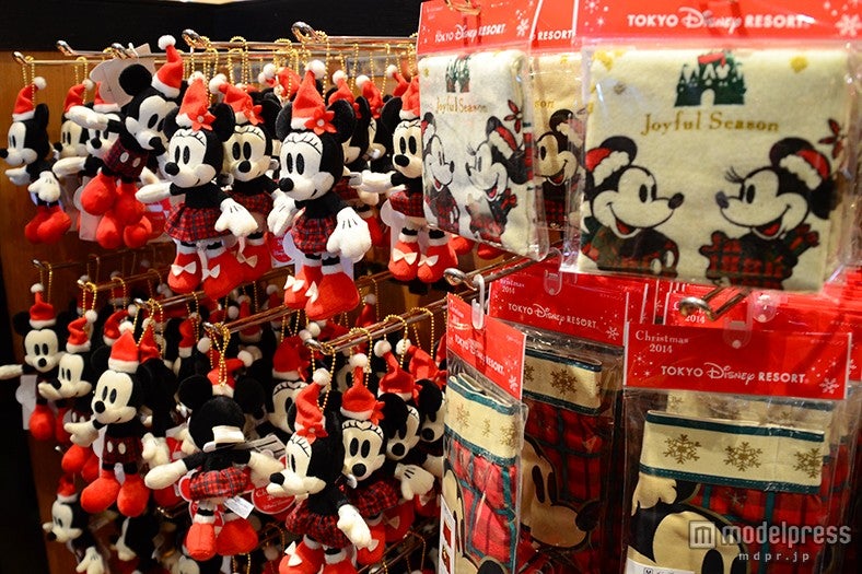 ぬいぐるみバッジ各￥1500、ミニタオル￥600