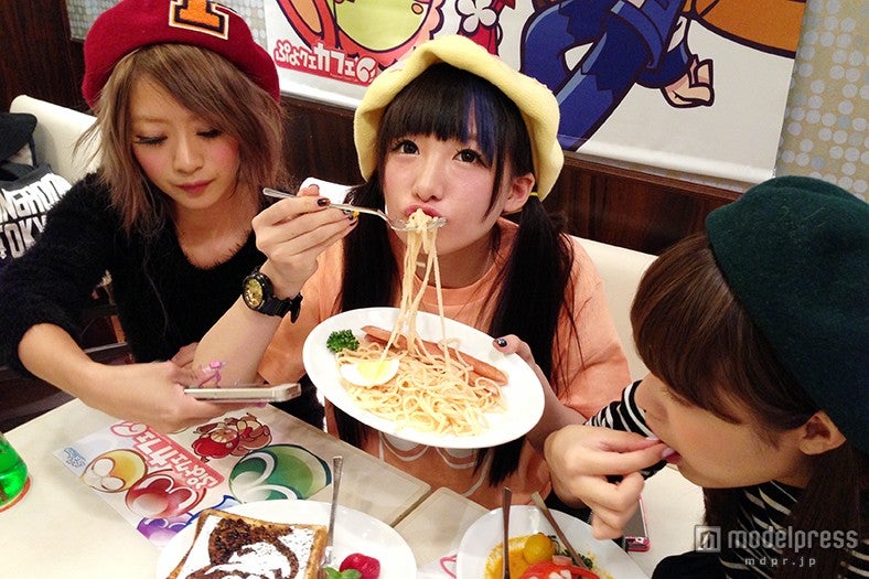 みにゃとっち、ぴかりん、まあぴぴ