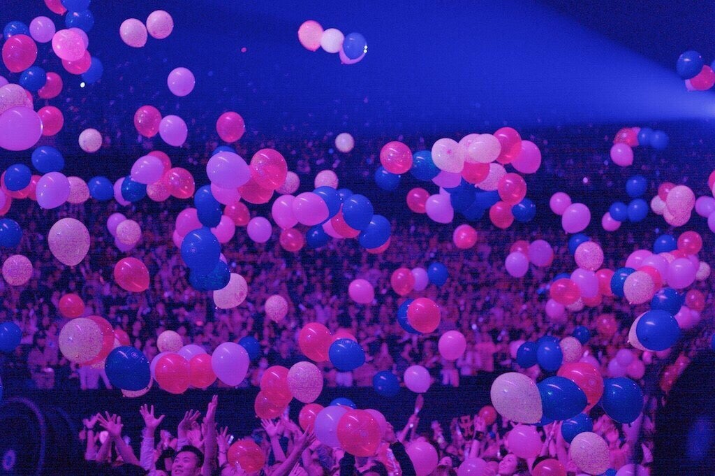 ayumi hamasaki COUNTDOWN LIVE 2016-2017 A 『Just the beginning -20-』より（画像提供：avex）