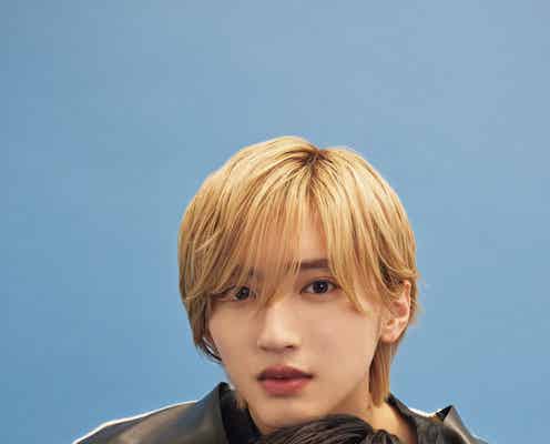 なにわ男子・道枝駿佑&板垣李光人が密着 “みちりひ”コンビで親密感たっぷりグラビア披露