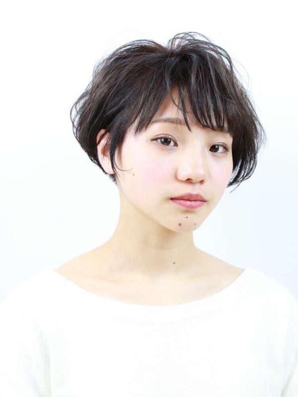 40代 ぽっちゃりさんに似合う ベリーショートでも小顔見せが叶う おすすめヘア モデルプレス